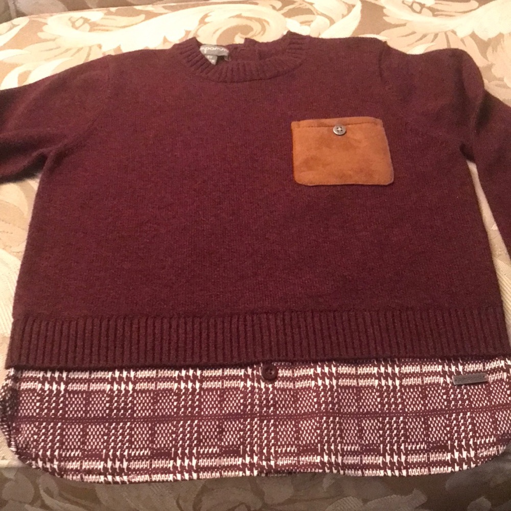 Pompomme young boy pullover sweater.